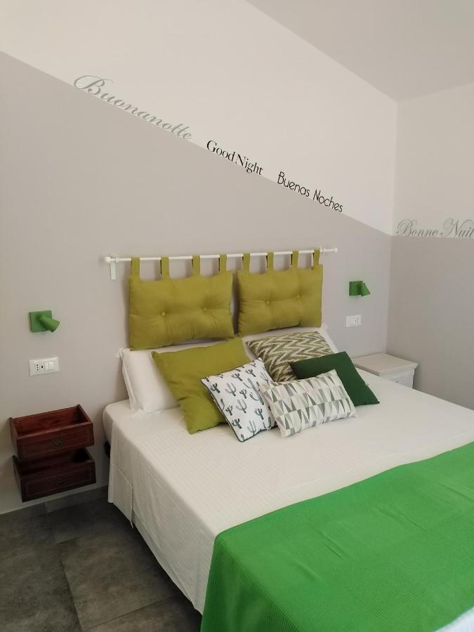 Il Ghiro Bed & Breakfast Levanto Bagian luar foto